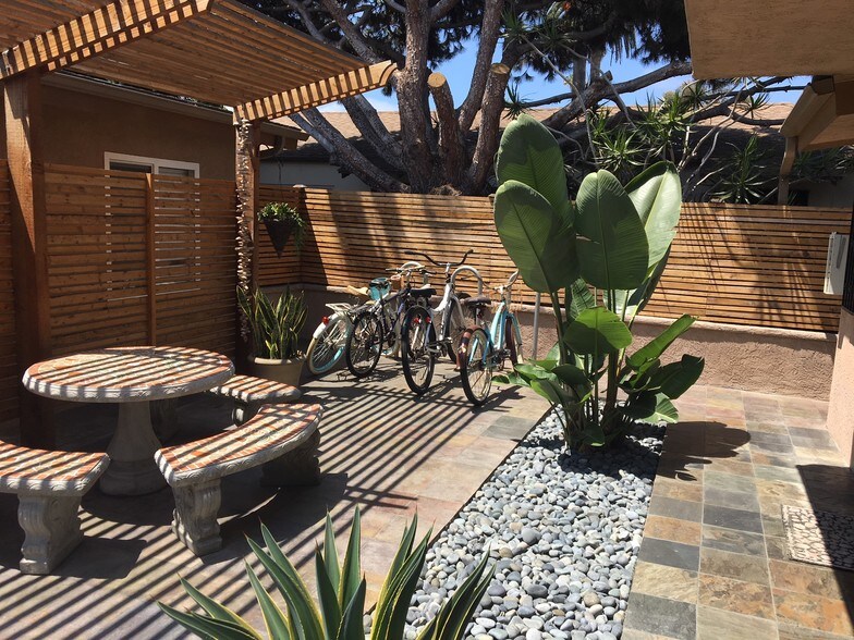 More Photos Of 2104-2110 Bacon St, San Diego Apartments For Sale
