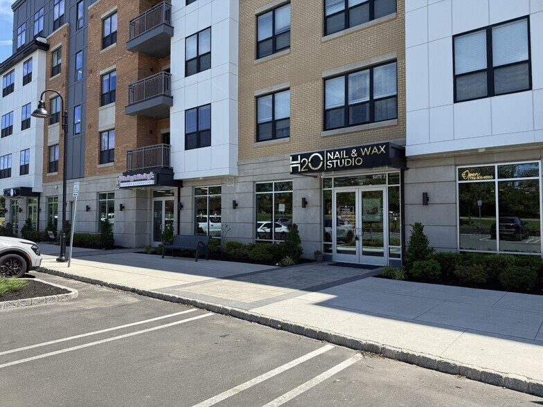 More Photos Of 1 Legacy Pl, East Brunswick Apartments For Lease