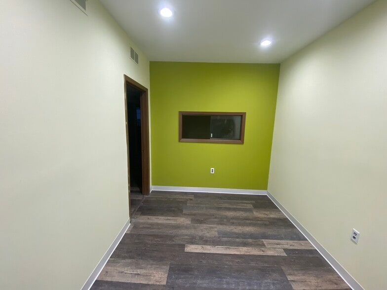 More Photos Of 2949 Elmwood Ave, Buffalo Medical For Lease