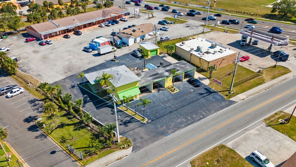 More Photos Of 100 Lucas Rd, Merritt Island Carwash For Sale