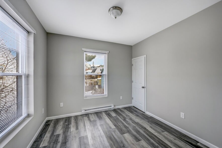 More Photos Of 1513-1515 Vine St, Scranton Apartments For Sale