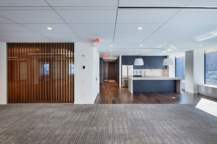 More Photos Of 888 7th Ave, New York Office For Lease