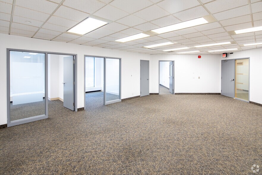 More Photos Of 111 Grangeway Ave, Toronto Office For Lease