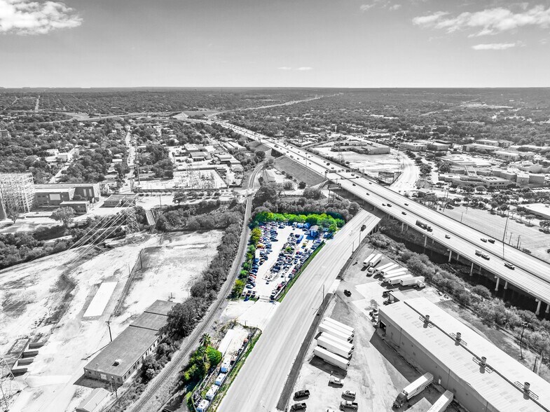 More Photos Of 551 Steves Ave, San Antonio Office Residential For Sale