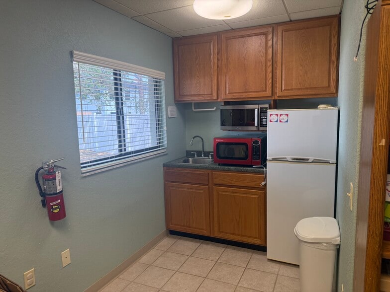 More Photos Of 5020 Goddard Ave, Orlando Office For Sale