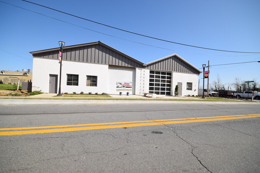 Primary Photo Of 1020 E 6th St, Little Rock Industrial For Lease
