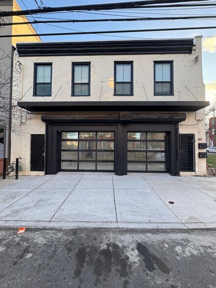 More Photos Of 614 W Jefferson St, Philadelphia Light Manufacturing For Sale
