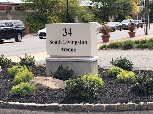 More Photos Of 34 S Livingston Ave, Livingston Storefront Retail Office For Lease
