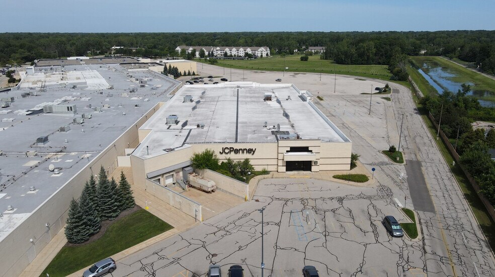 More Photos Of 4129 Wilder Rd, Bay City General Retail For Sale