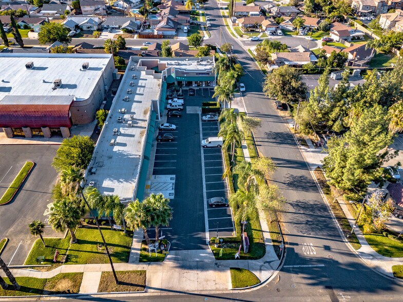 More Photos Of 10759 Magnolia Ave, Riverside Unknown For Lease