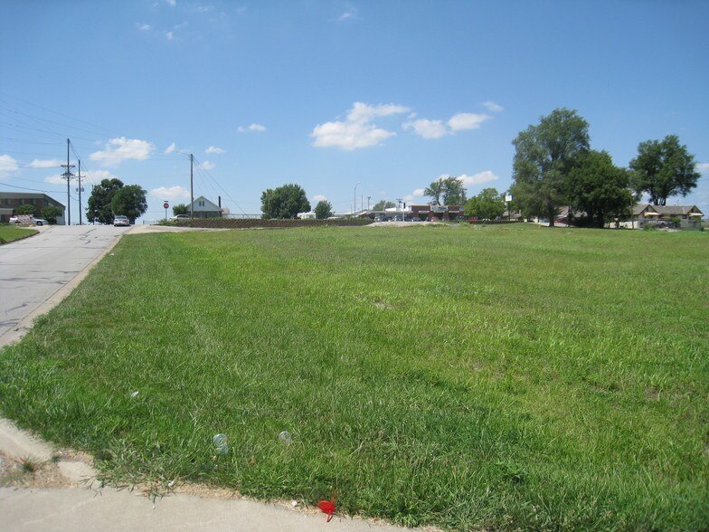 More Photos Of 1001 N Scott Ave, Belton Land For Sale
