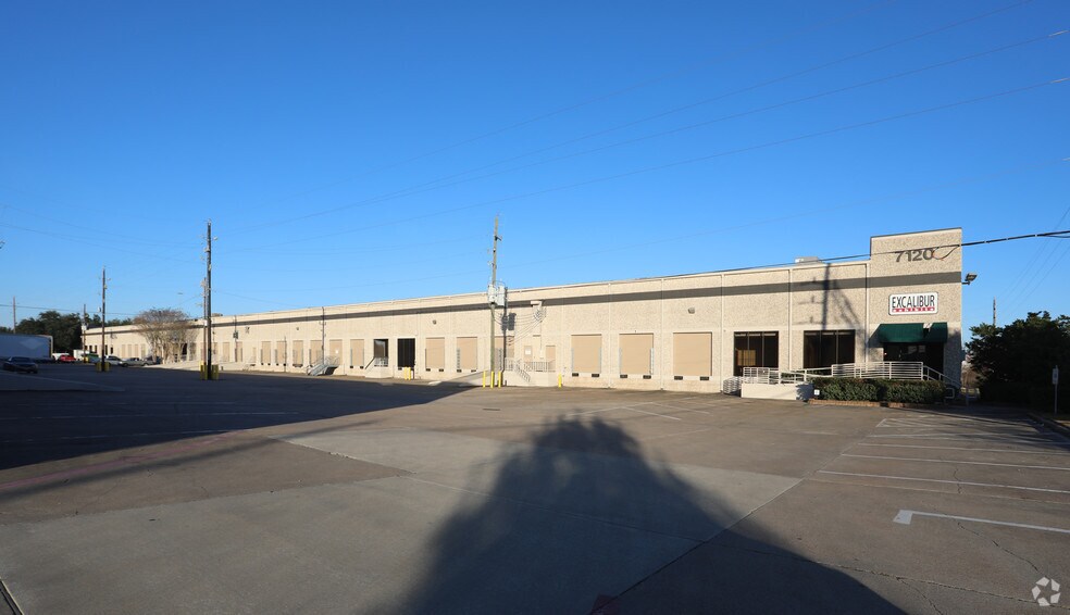 More Photos Of 7240 Brittmoore Rd, Houston Unknown For Lease