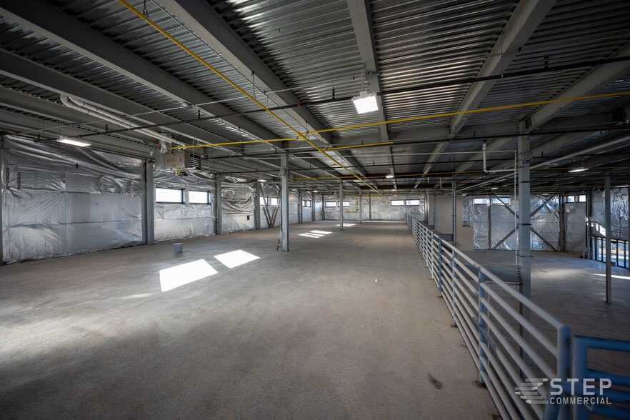 More Photos Of 11110 Broomfield Ln, Broomfield Research And Development For Lease