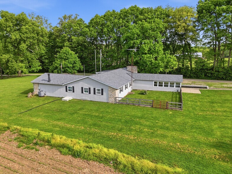 More Photos Of 2996 Millville Shandon Rd, Hamilton Specialty For Sale