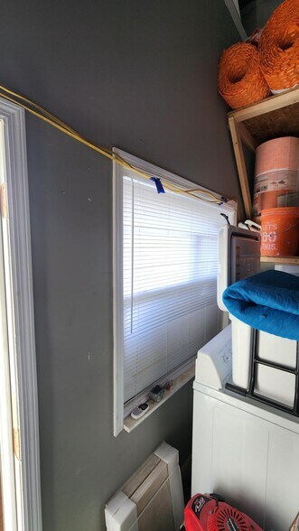 More Photos Of 1133 Industrial Blvd, Naples Manufacturing For Lease