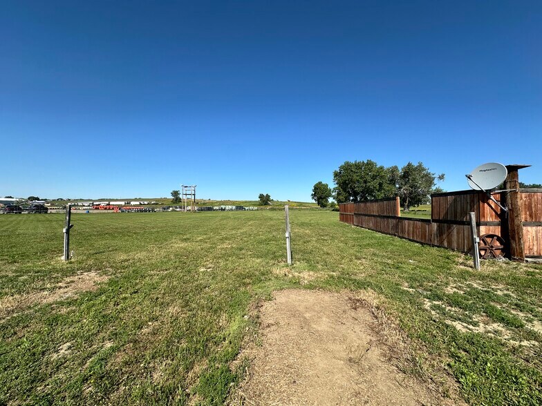 More Photos Of 4380 US Highway 312, Billings Warehouse For Lease