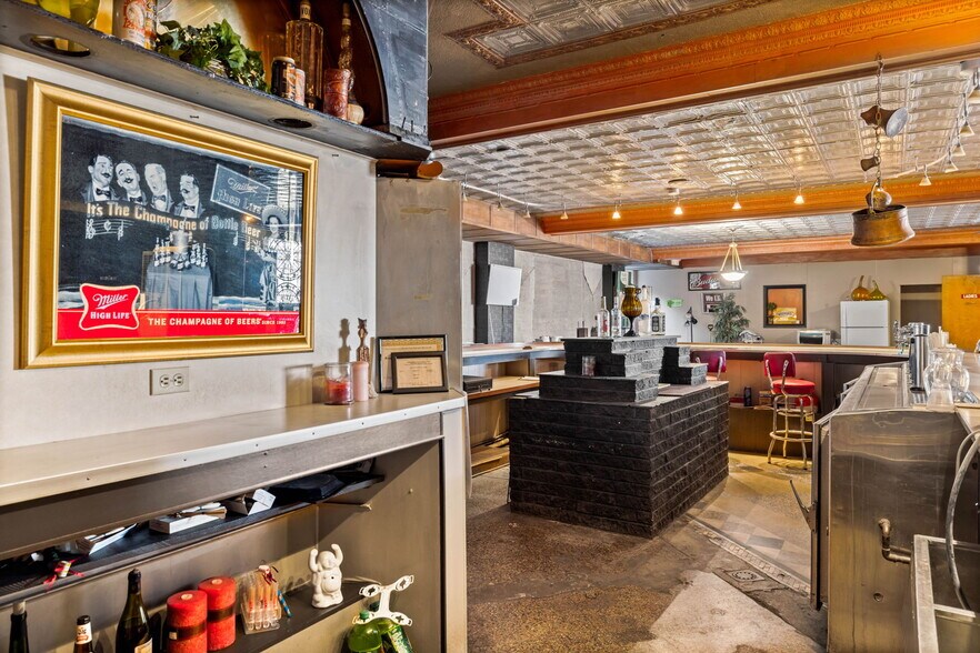 More Photos Of 1000 W State St, Coal Township Restaurant For Sale