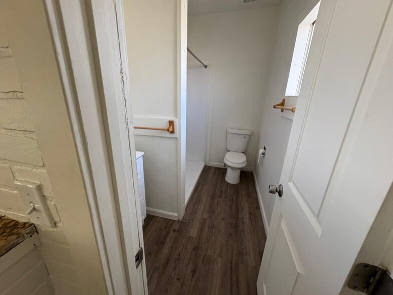More Photos Of 66229 8th St, Desert Hot Springs Apartments For Sale