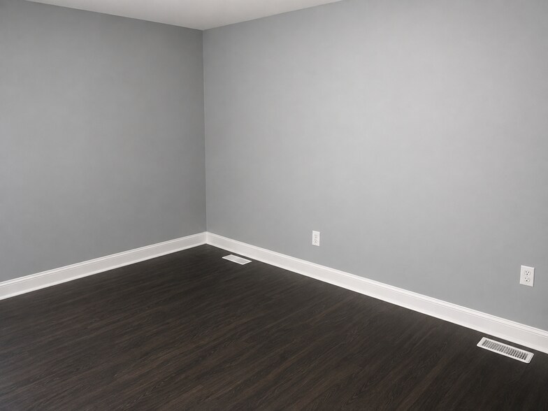 More Photos Of 30265 Old Charlotte Hall Rd, Mechanicsville Freestanding For Lease