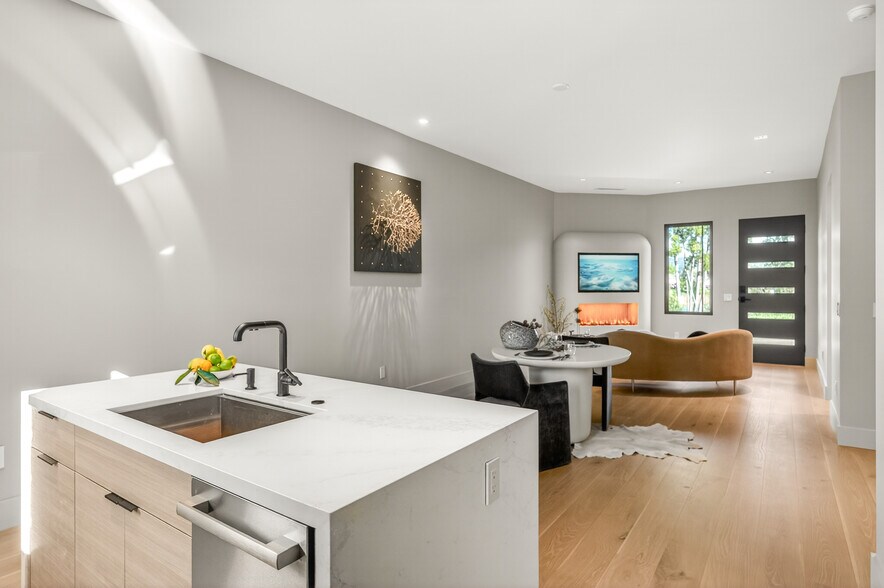 More Photos Of 585 Riverside Drive, Napa Multifamily For Sale