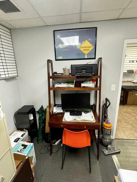 More Photos Of 1425 W Pembroke Ave, Hampton Auto Dealership For Sale