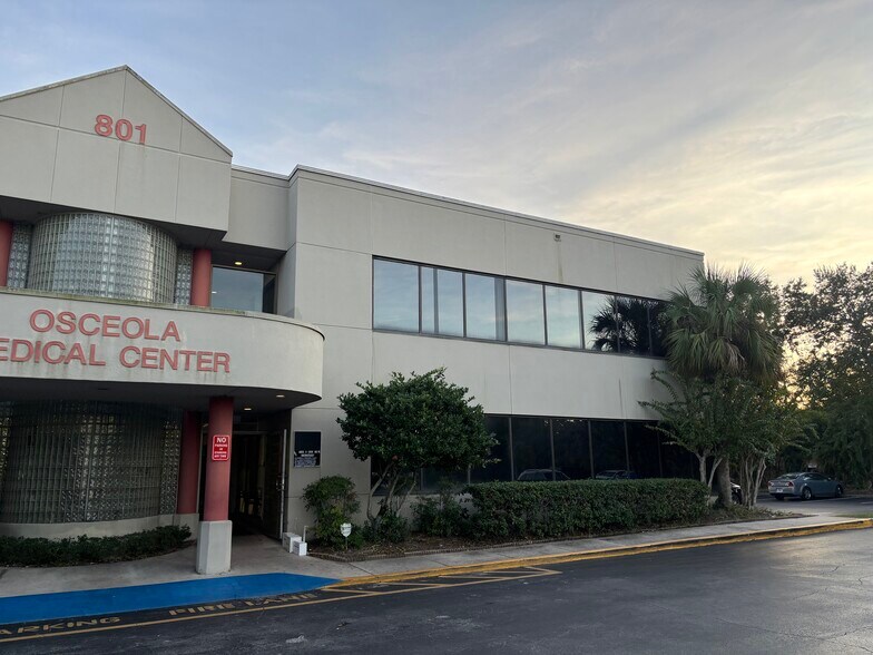 Primary Photo Of 801 W Oak St, Kissimmee Medical For Lease