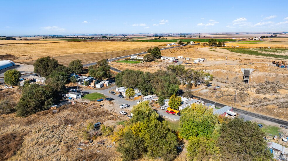 More Photos Of 6993 SE Road U, Warden Manufactured Housing Mobile Home Park For Sale