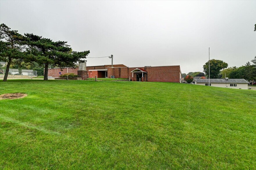More Photos Of 520 E Holum St, Deforest Schools For Sale