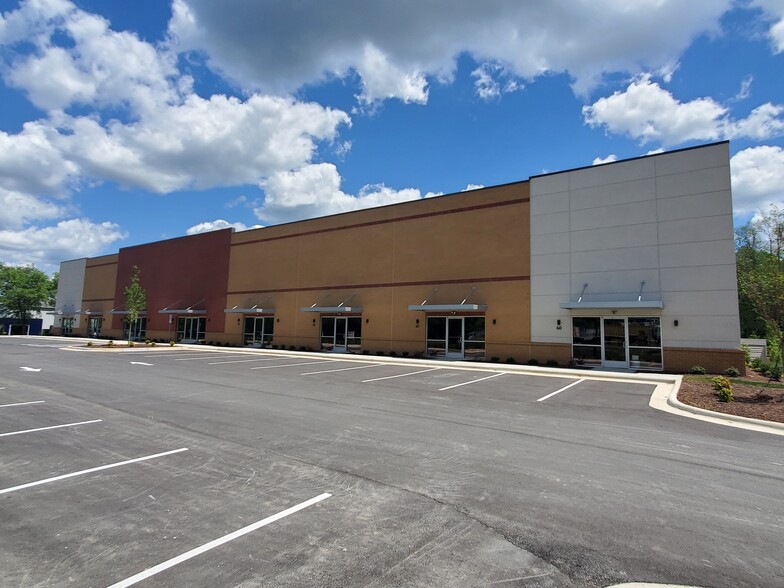 More Photos Of 80 Technology Park Ln, Fuquay Varina Warehouse For Lease