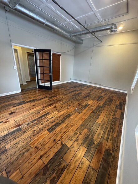 More Photos Of 811 W 2nd Ave, Spokane Office For Sale