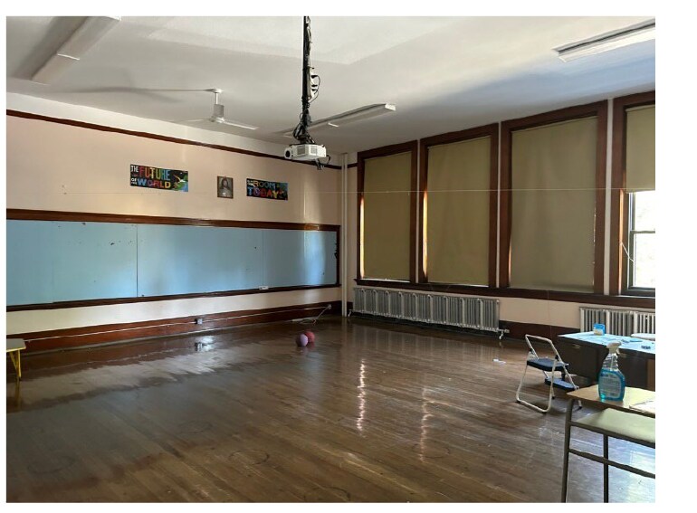 More Photos Of 91 Summer St, New Bedford Specialty For Sale