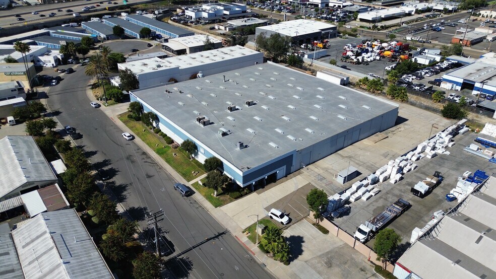 Primary Photo Of 495 Raleigh Ave, El Cajon Manufacturing For Lease