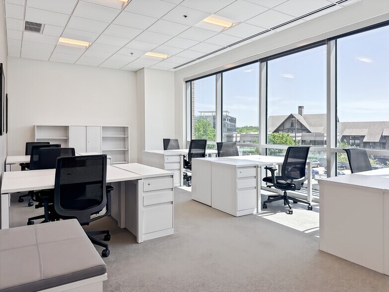 More Photos Of 355 S Main St, Greenville Coworking Space