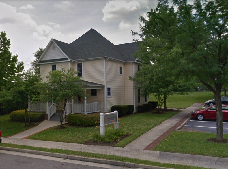 Primary Photo Of 124 Wells Ave NW, Roanoke Office Residential For Lease