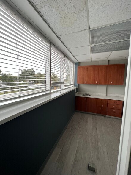 More Photos Of 1385 W State Road 434, Longwood Medical For Lease