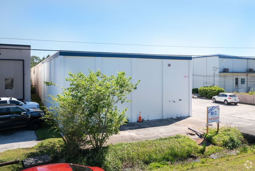 More Photos Of 2814 Mercury Rd, Jacksonville Warehouse For Sale