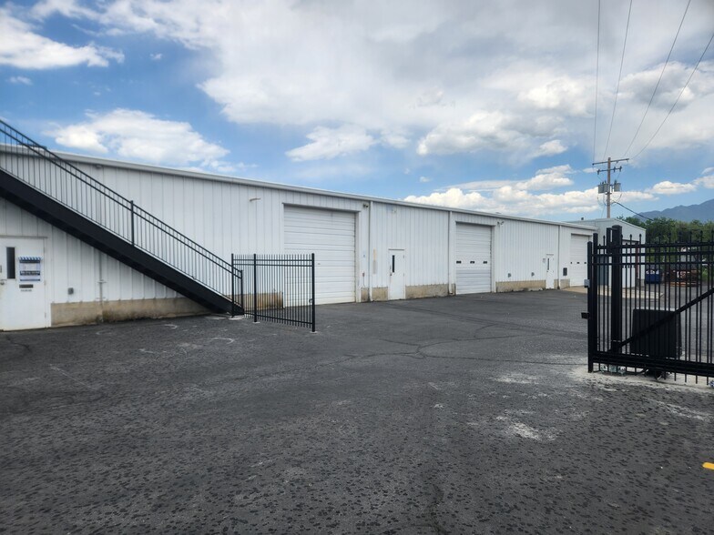 More Photos Of 4231 S State St, Salt Lake City Warehouse For Lease