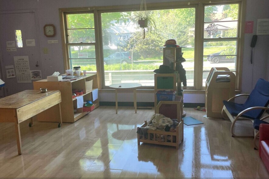 More Photos Of 1758 Ford Pky, Saint Paul Schools For Sale