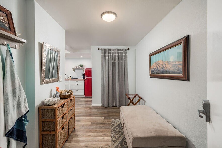 More Photos Of 440 Corona Del Mar, Santa Barbara Apartments For Sale