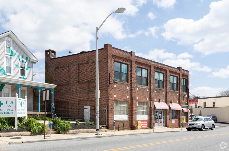 More Photos Of 4001 Falls Rd, Baltimore Freestanding For Lease