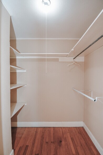 More Photos Of 1503 E Virginia Ave, Victoria Apartments For Sale