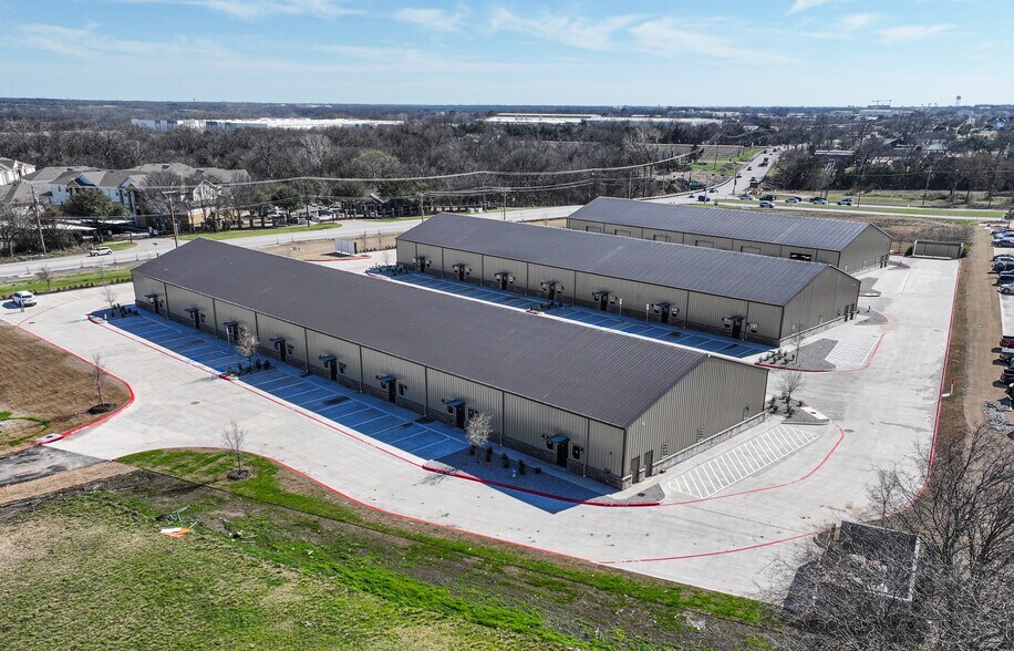 More Photos Of 3265 N McDonald St, McKinney Warehouse For Sale