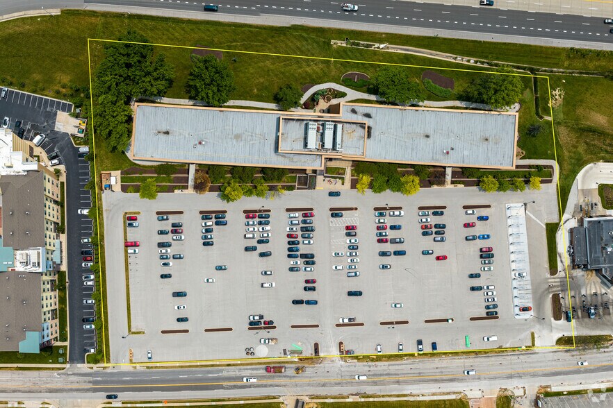 More Photos Of 11960 Westline Industrial Dr, Saint Louis Office For Lease