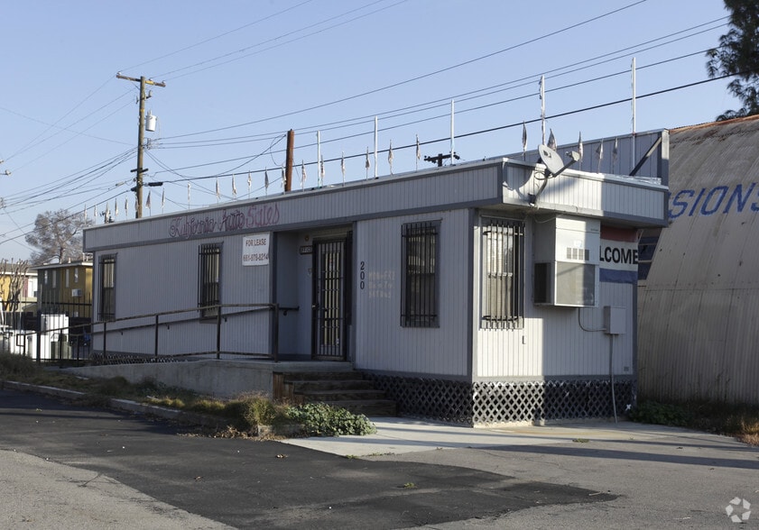 Primary Photo Of , Bakersfield General Retail For Sale