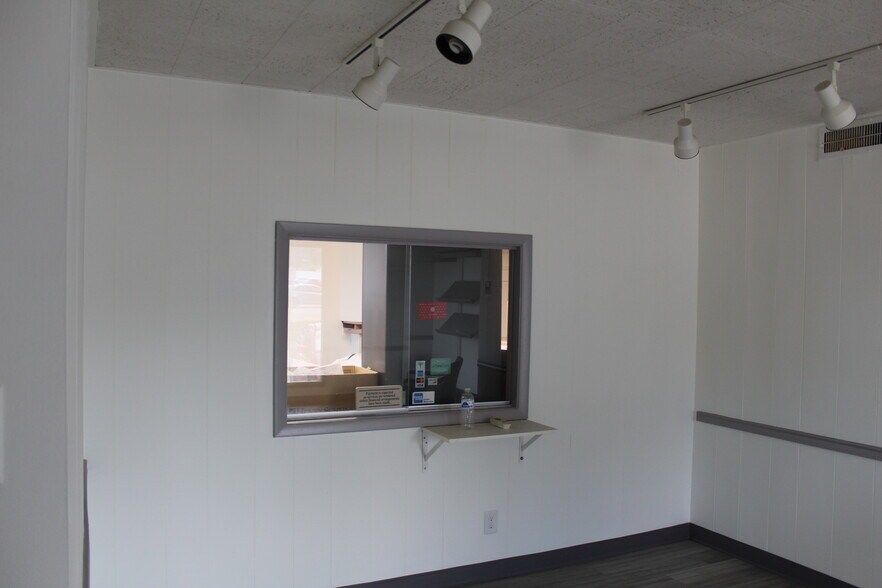 More Photos Of 425-427 S Summit Ave, Fort Worth Medical For Lease