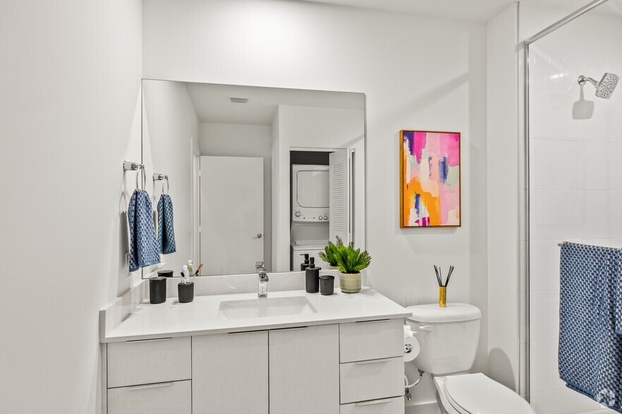 More Photos Of 2585 Spruce Ave, West Palm Beach Apartments For Lease
