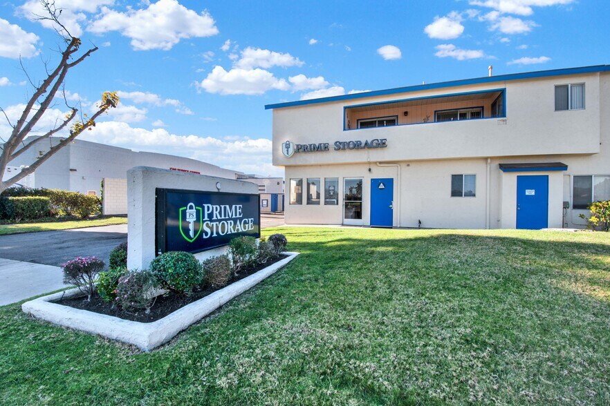 Primary Photo Of 560 S Pacific St, San Marcos Self Storage For Lease