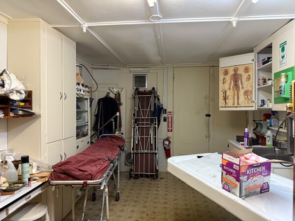 More Photos Of 4 South St, Bristol Office For Sale