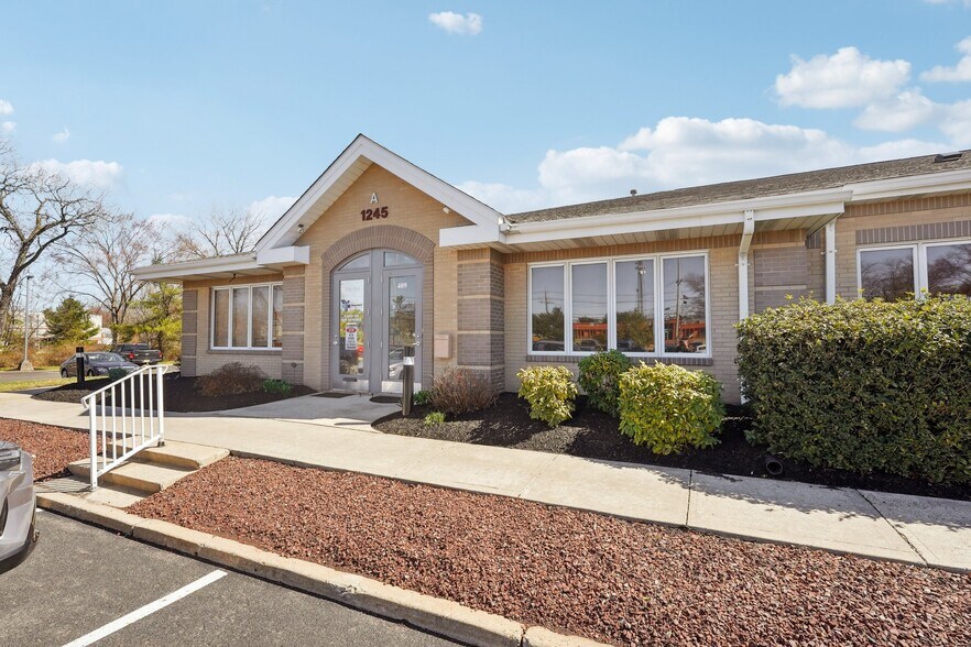 More Photos Of 1245 Whitehorse Mercerville Rd, Hamilton Medical For Sale