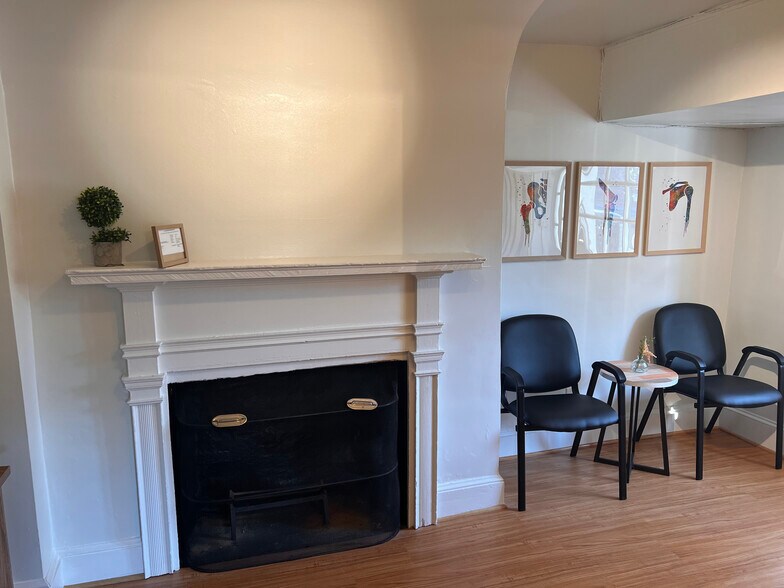 More Photos Of 201 N Fairfax St, Alexandria Office For Lease